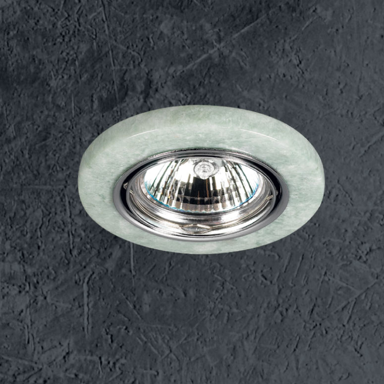 Встраиваемый в потолок светильник Novotech 369283