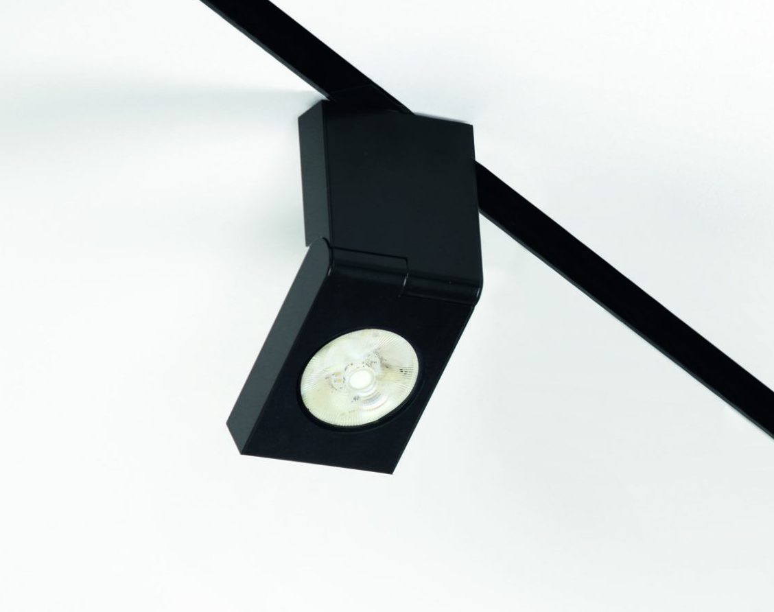 Трековый светильник Eden Design °turn soraa