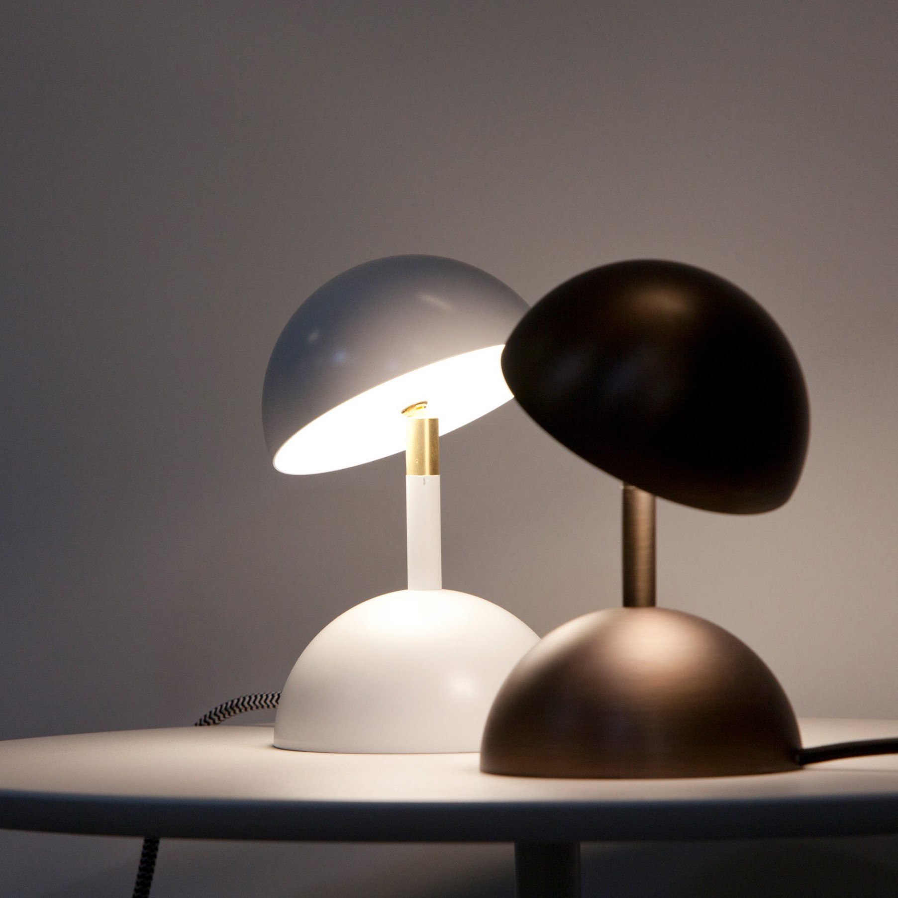 Настольный светильник Eden Design °diabolo table