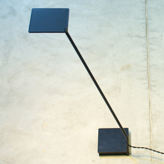 Настольный светильник Eden Design °oh!led table