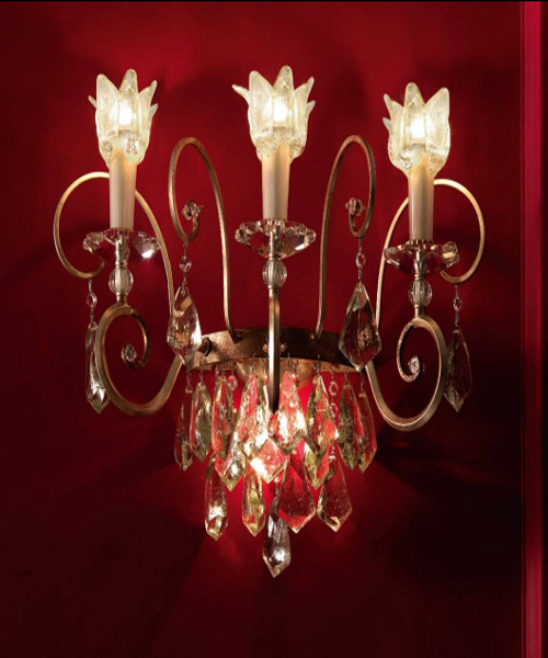 Настенный светильник Stillux Lumen 2705/AG-AT