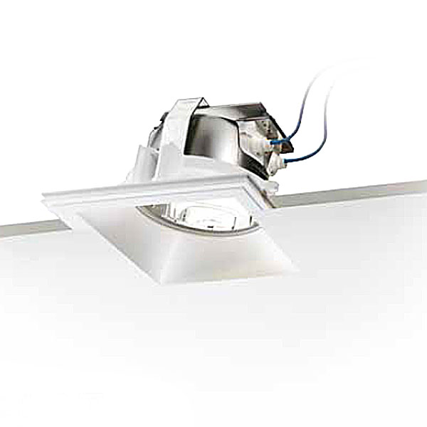 Встраиваемый в потолок светильник Targetti HELIUM