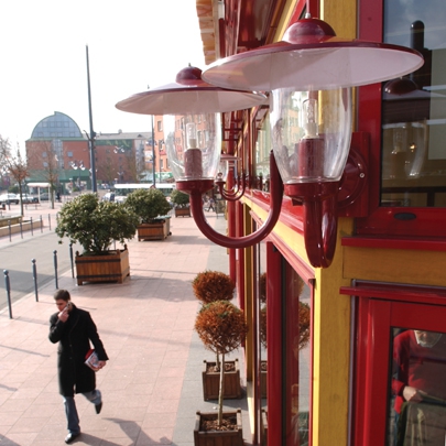 Настенный уличный фонарь Roger Pradier Bristol 1