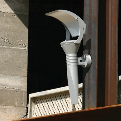 Настенный уличный фонарь Roger Pradier Olympic 3