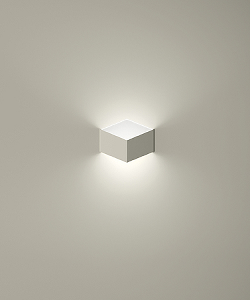 Встраиваемый в стену светильник Vibia FOLD BUILT-IN 4210