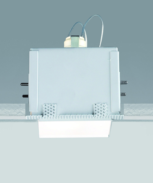 Встраиваемый в потолок светильник Egoluce Architectural Casper 6620-6621