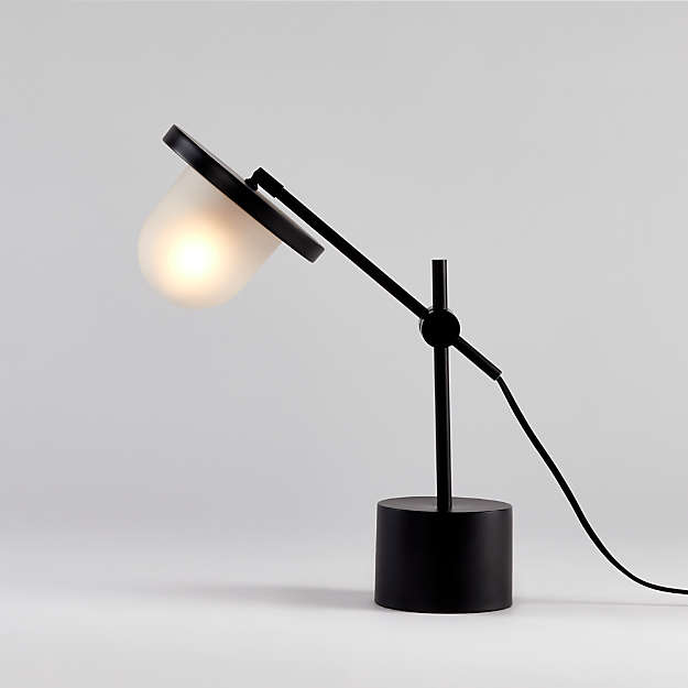 Настольная лампа Crate and Barrel Siren Table Lamp
