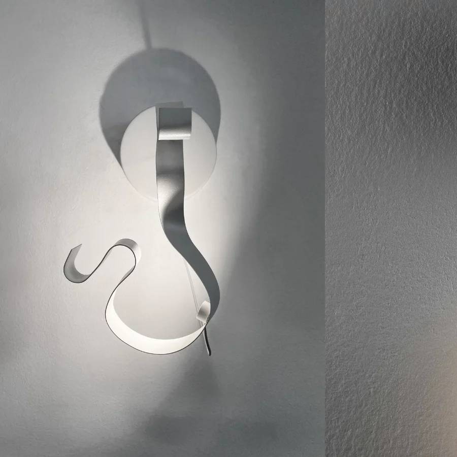 Настенный светильник  Knikerboker Curve