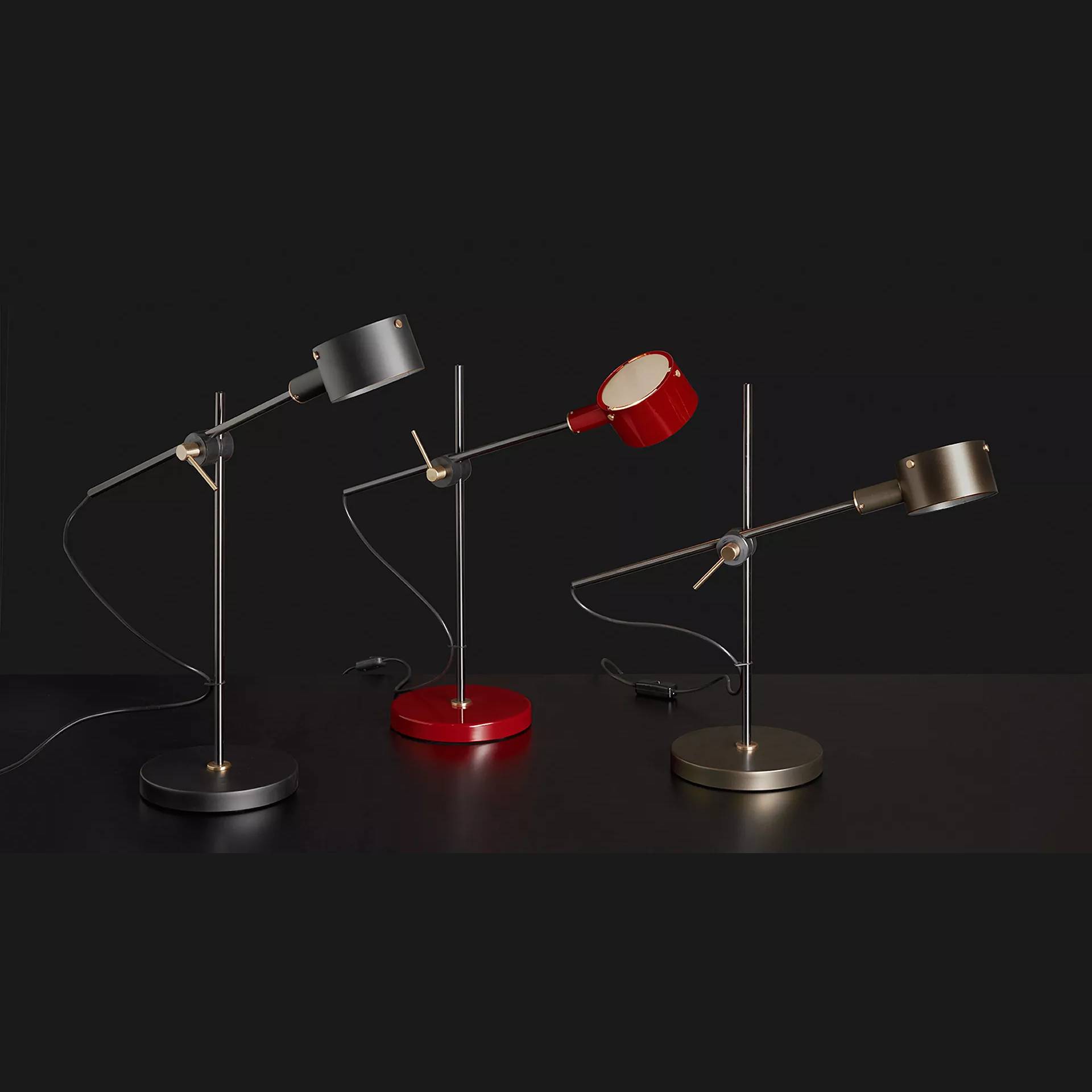 Настольный светильник Oluce G.O. 252