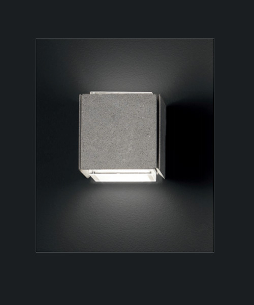 Настенный светильник CaBelli metro cubo IP55