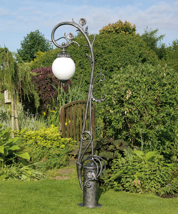 Уличный фонарь Robers AL 6647