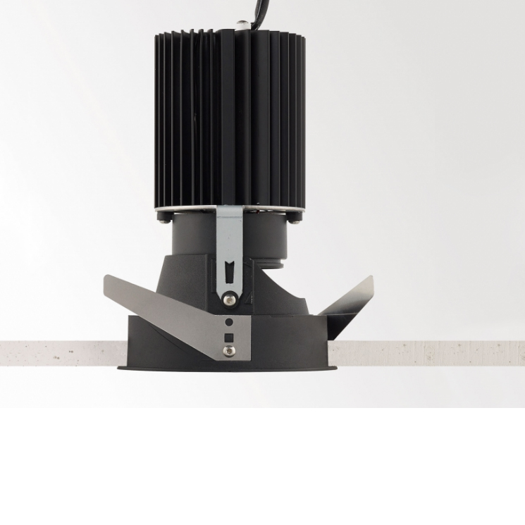 Встраиваемый в потолок светильник Delta Light iMAX ADJUSTABLE BR20 82729