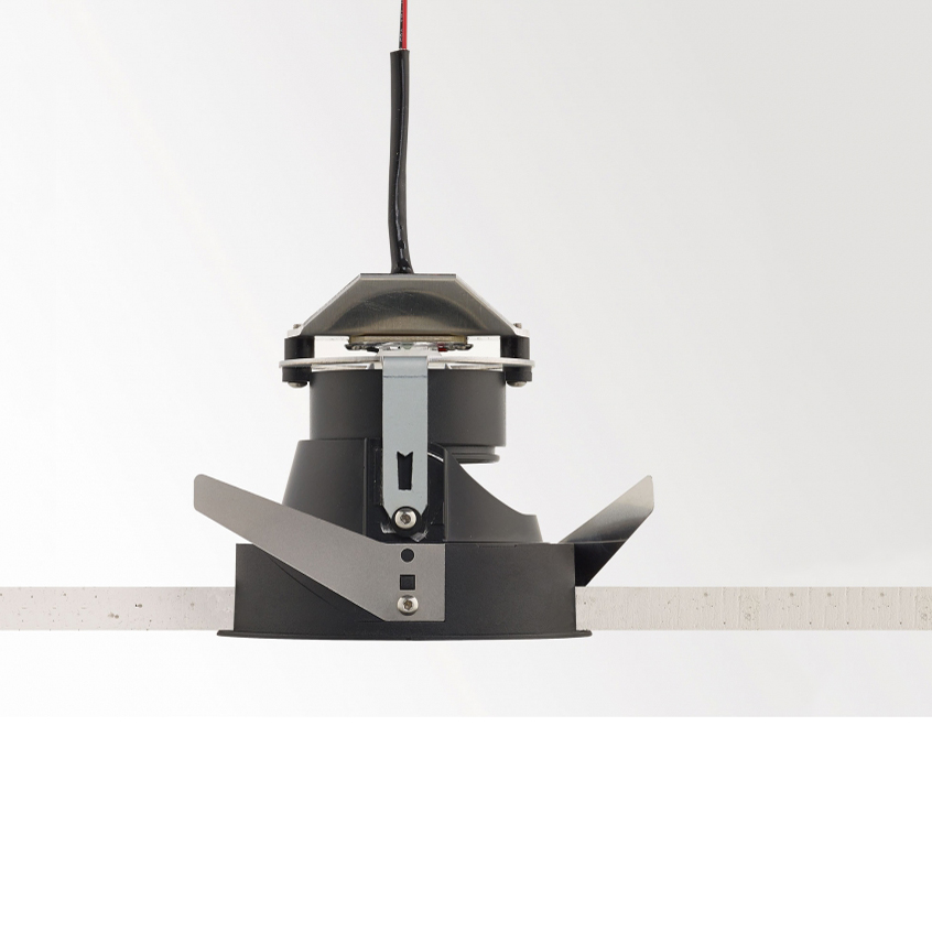 Встраиваемый в потолок светильник Delta Light iMAX ADJUSTABLE CL 82706