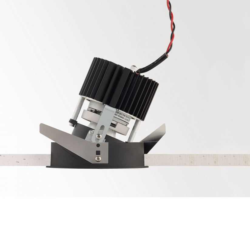 Встраиваемый в потолок светильник Delta Light iMAX WALLWASH XR13 82743