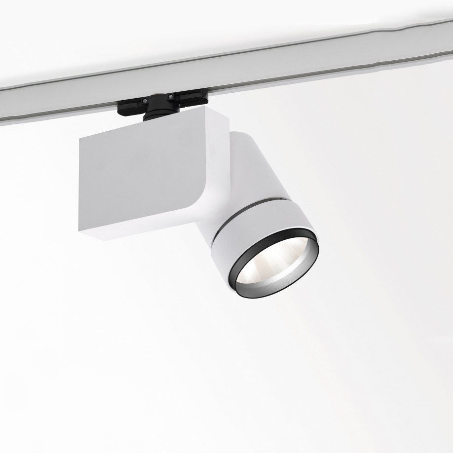 Трековый металлогалогенный светильник Delta Light BOOSTER HIC-35 SP18 AD