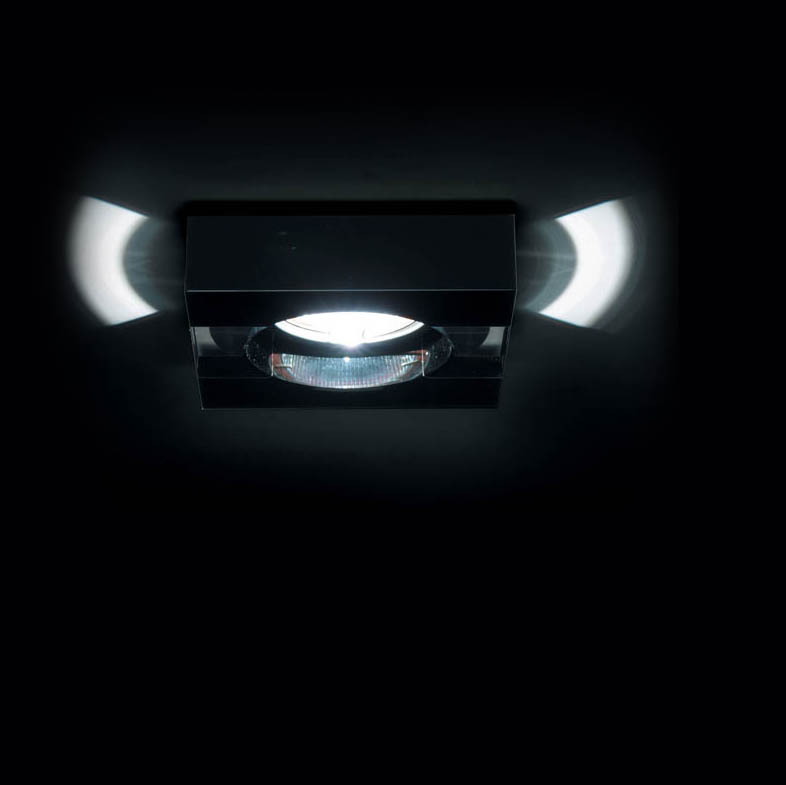 Встраиваемый в потолок светильник Donolux DL138CH/White-Black