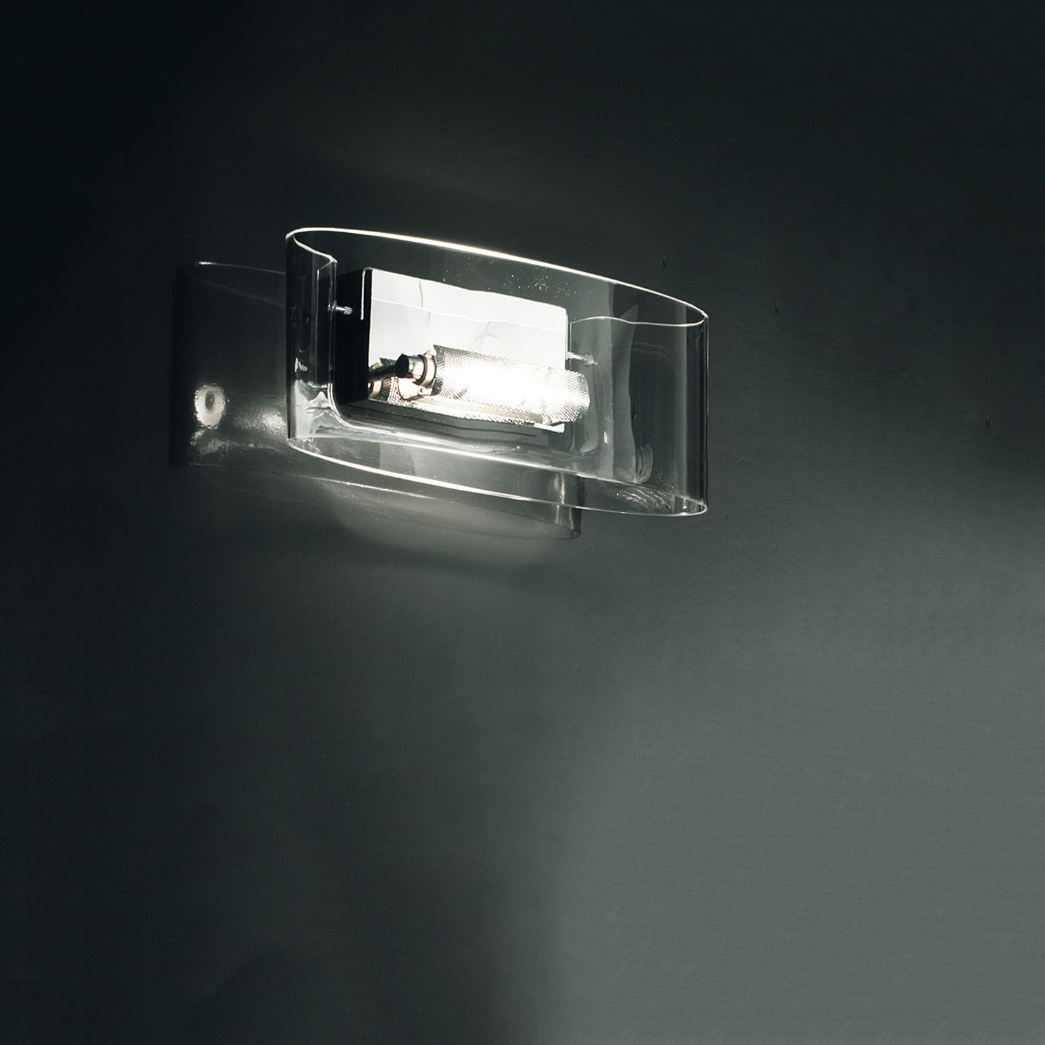 Настенный светильник Leucos (Alt Lucialternative) VITTORIA P2 / C