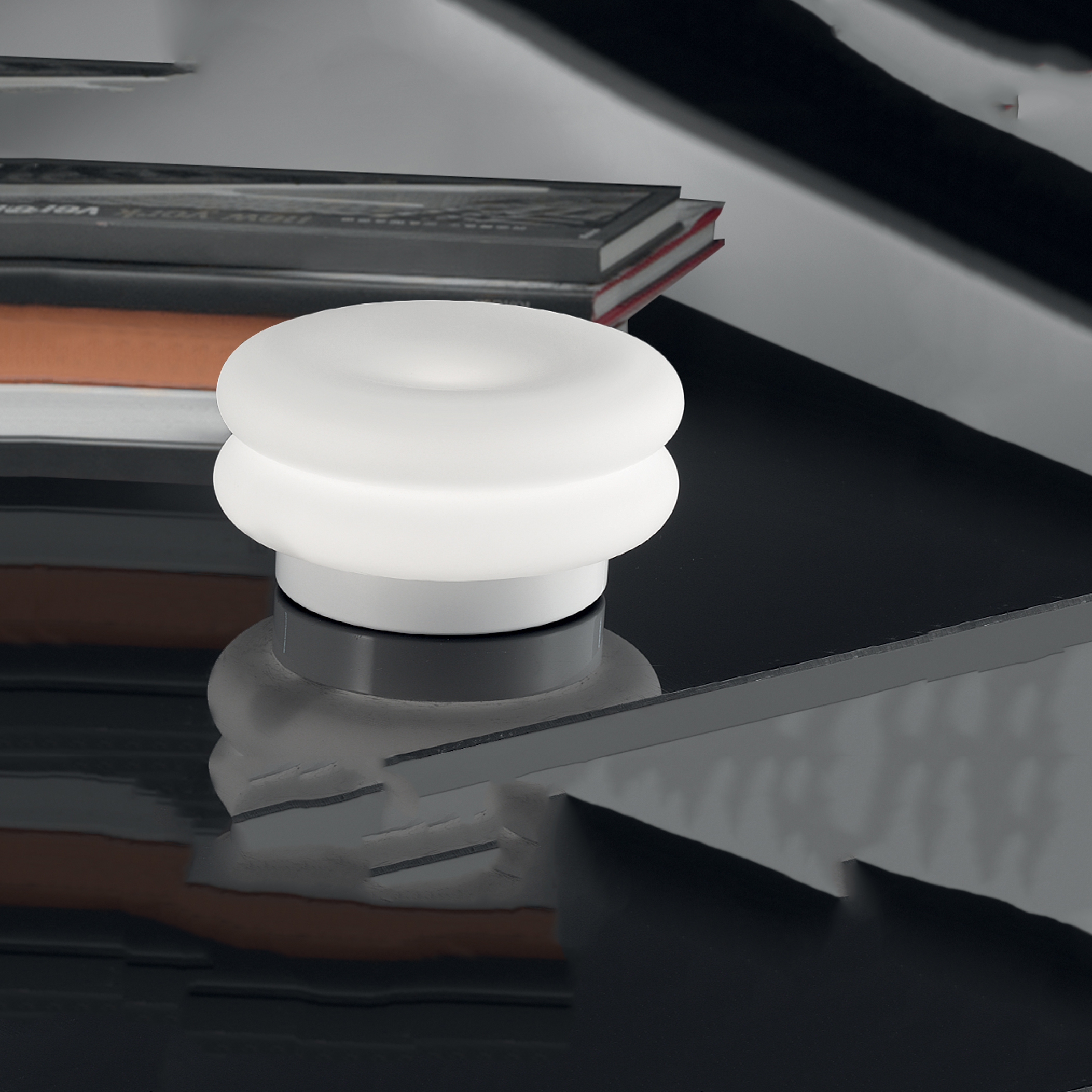 Настольная лампа Leucos (Alt Lucialternative) WIMPY T16