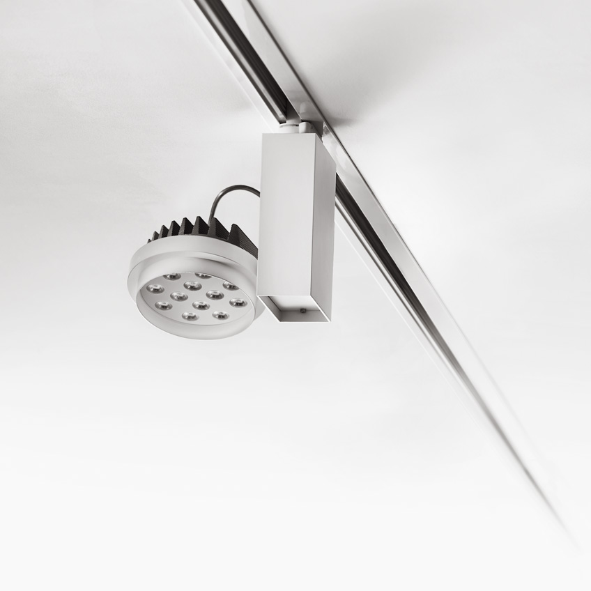Трековый светодиодный светильник Macrolux WHITE 111-LED 238.0006.01.16