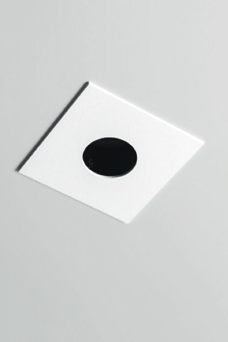 Встраиваемый в потолок светильник Artemide Architectural Rastaf 86 Led square