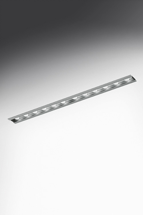 Встраиваемый в стену светильник Artemide outdoor Spike Recessed