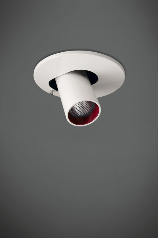 Встраиваемый в потолок светильник Exenia BOOK 600805540