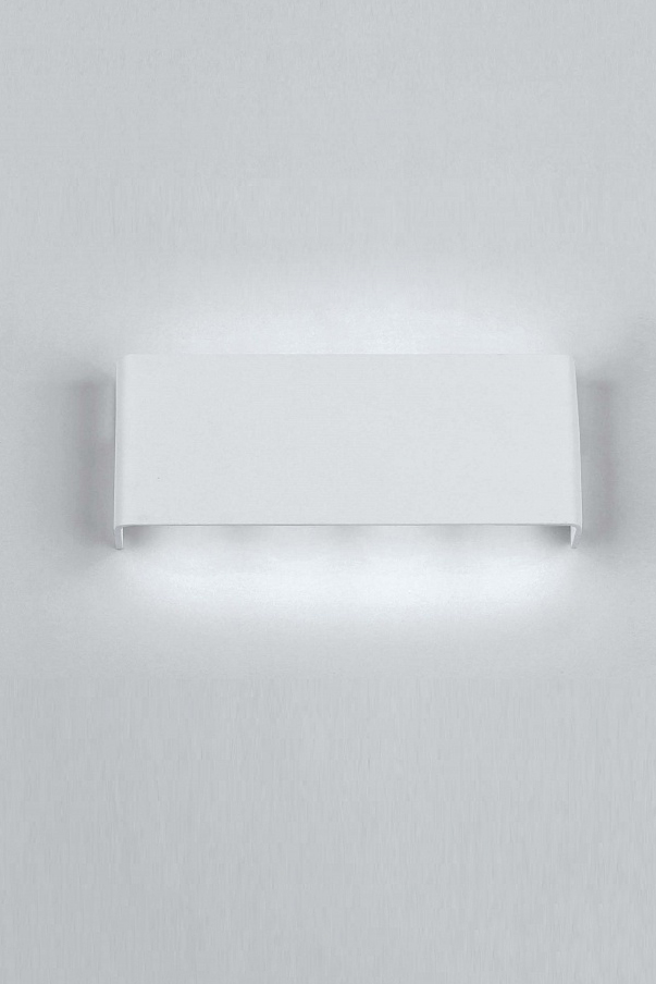 Настенный светильник Crystal Lux CLT 323W200 WH