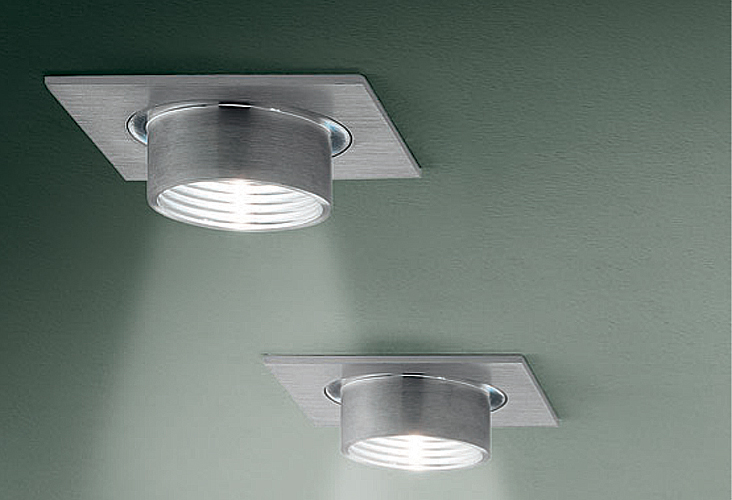 Встраиваемый в потолок светильник Aureliano Toso SD 804