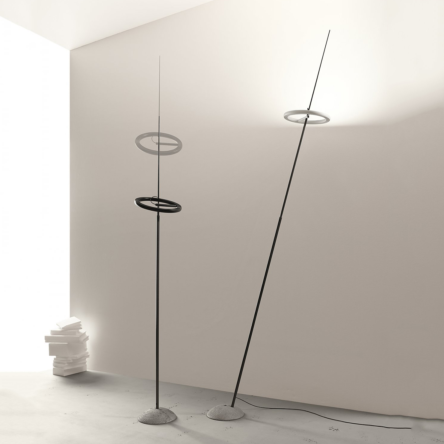 Напольный светильник Ingo Maurer Ringelpiez