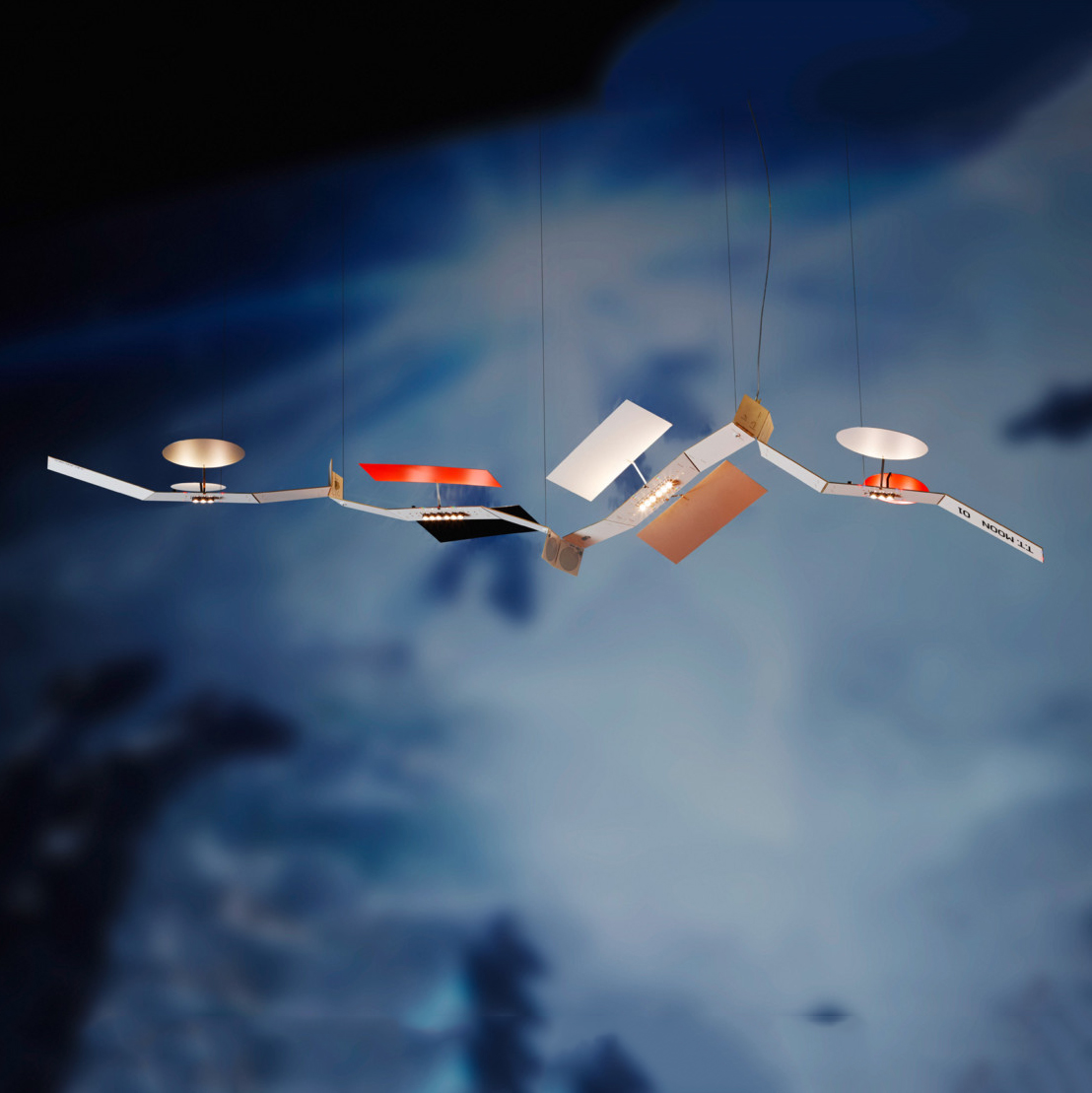 Подвесной светильник Ingo Maurer T.T.Moon