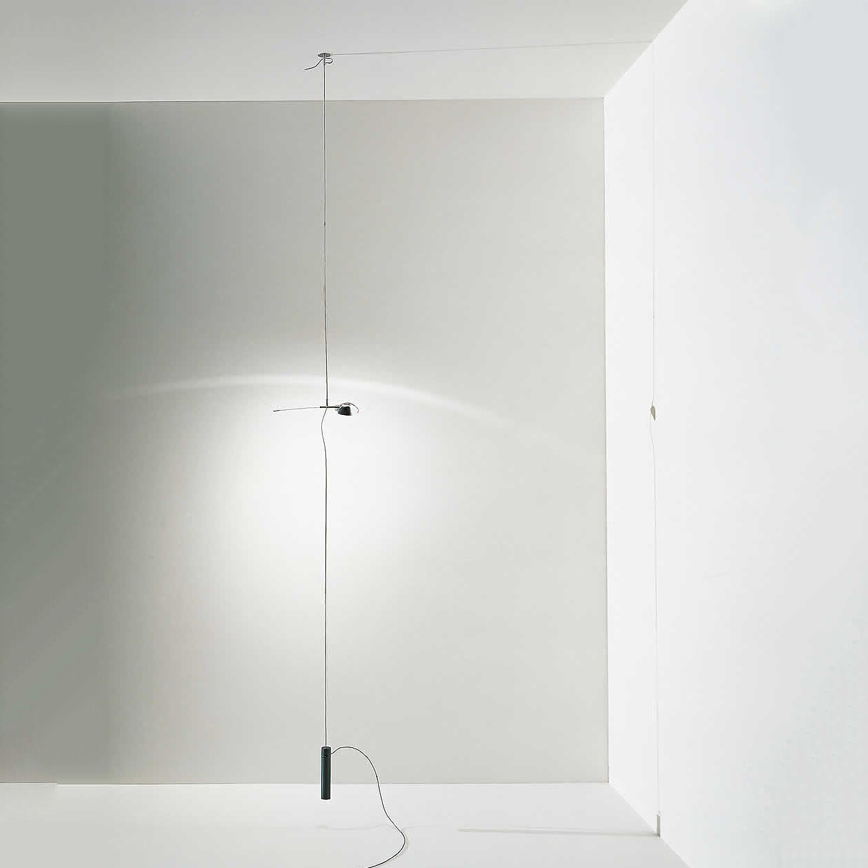 Подвесной светильник Ingo Maurer Hot Achille