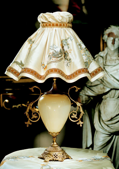 Настольная лампа Pataviumart TLM212/01AG16