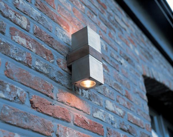 Осветительный столб Royal Botania Q-BIC WALL