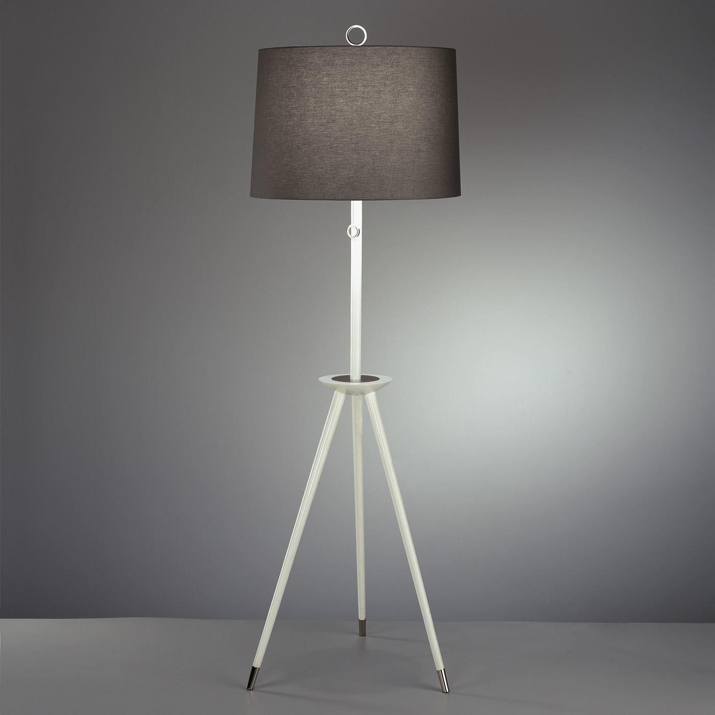 Напольный светильник Jonathan Adler Ventana Tripod Floor Lamp