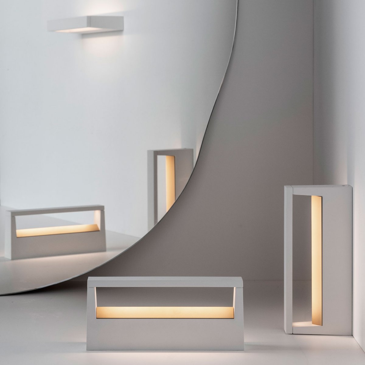 Delta Light BACKSPACE II